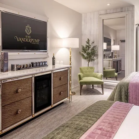 The Vanderpump Las Vegas Hotel & Casino - A Caesars Rewards Destination (Adults Only)-3
